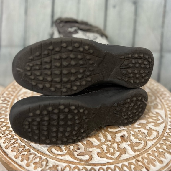 Muk Luks Woman’s Gwen Snowboots | Sz 7 - Picture 15 of 15